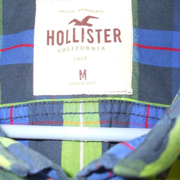 Bundle of Boys Hollister Button downs - Picture 3 of 9